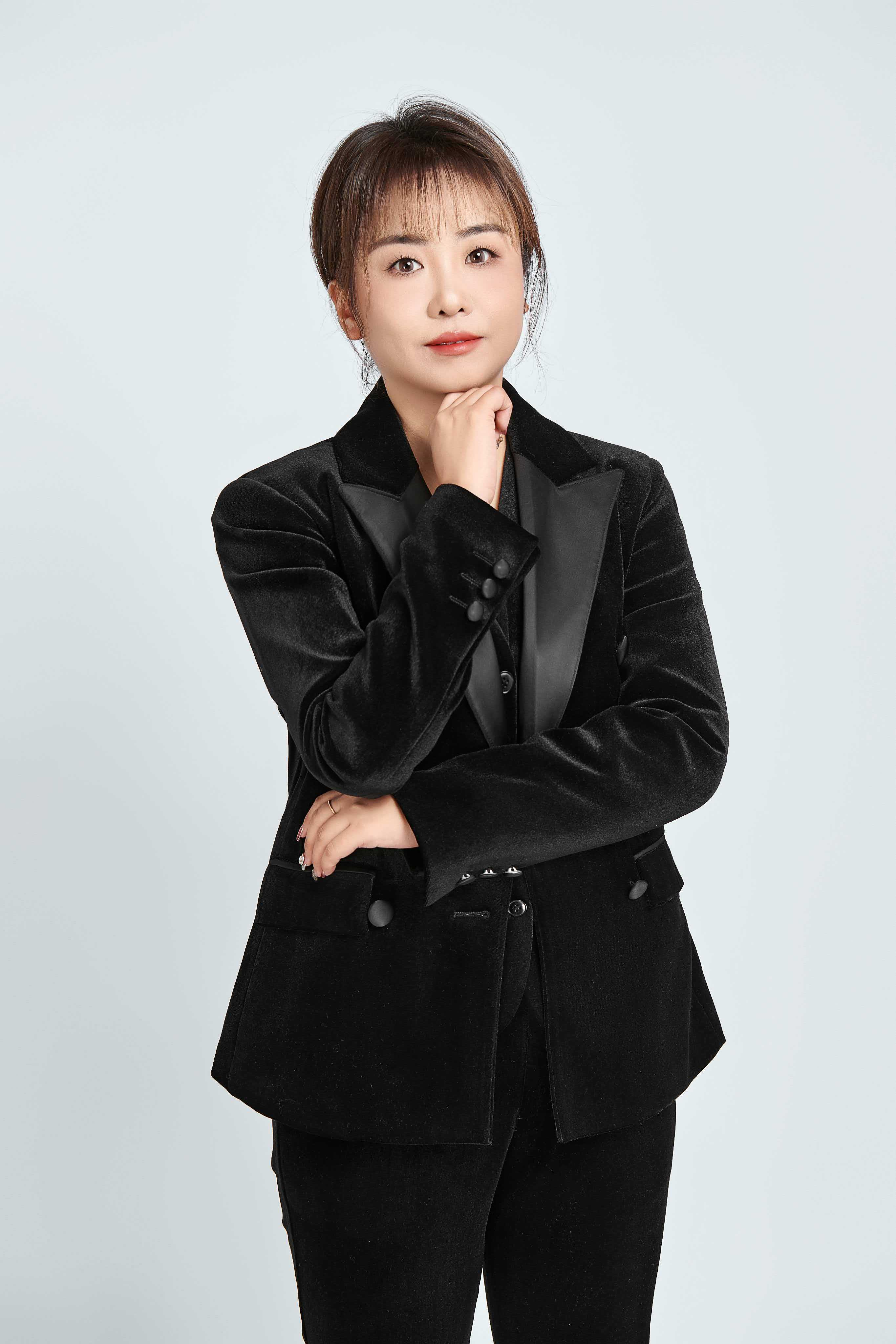 杨灵敏